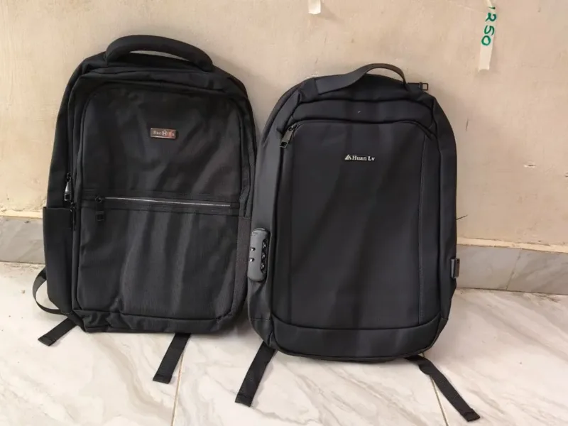 Black backpacks (casual / travel / business laptop bags).