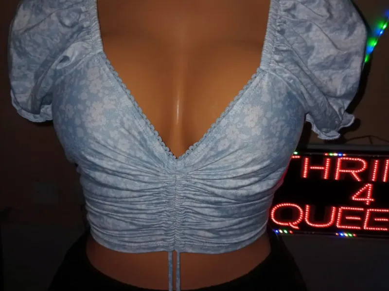 Light Blue Floral Ruched Puff-Sleeve Crop Top